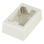 Panduit JBX3510IW-A Caja de Pared Superficial / PVC Auto-extinguible / 5 x 3.26 x 1.62 in / Salidas 1/2-3/4-1 in / Blanco Mate